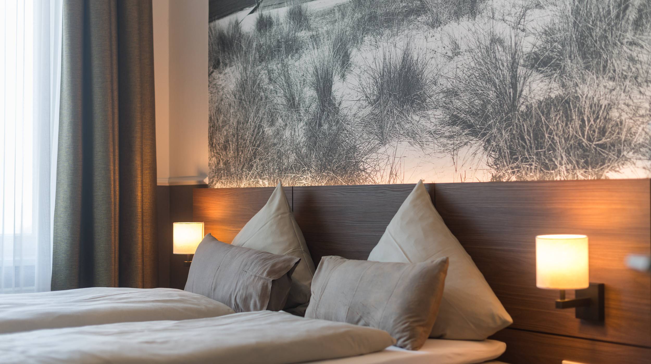 DOPPELZIMMER BARRIEREFREI-MIT SEITLICHEM MEERBLICK Strandhotel Hohenzollern Borkum