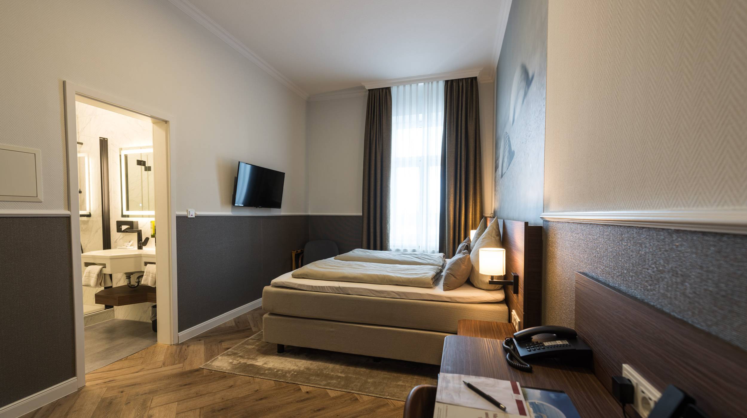 DOPPELZIMMER ZUR LANDSEITE Strandhotel Hohenzollern Borkum